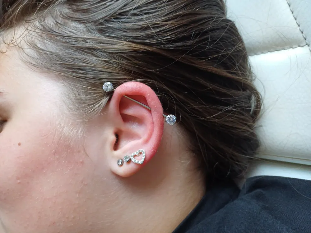Piercing aplikovaný v štúdiu MIA art TATTOO