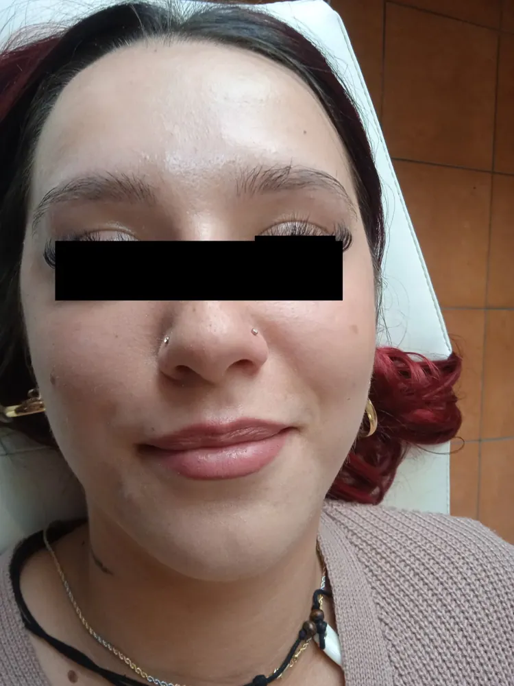 Piercing aplikovaný v štúdiu MIA art TATTOO