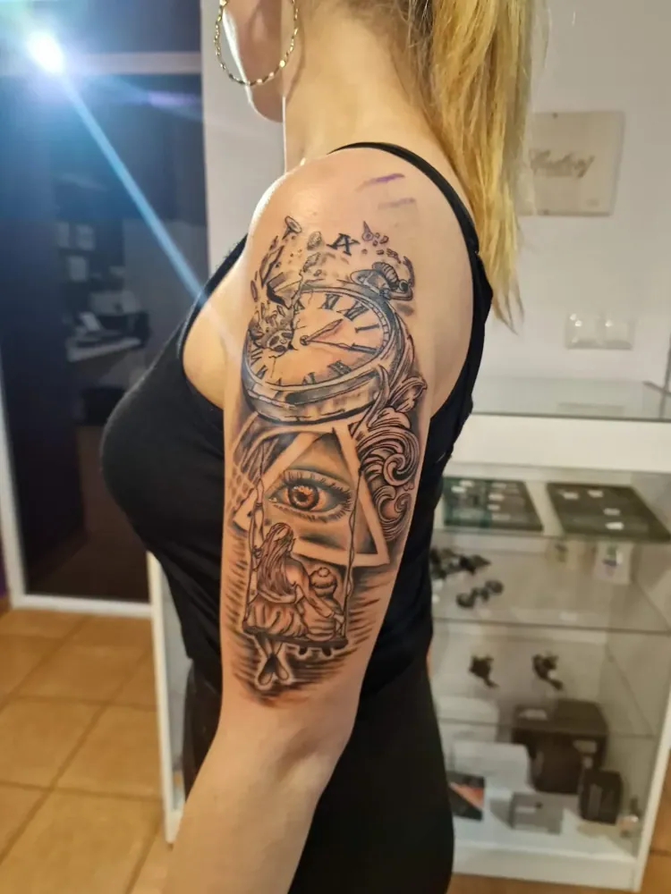 Tetovanie z tvorby MIA art TATTOO